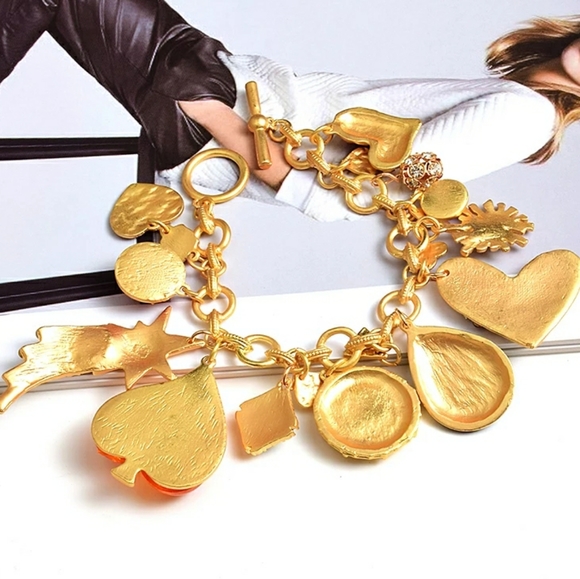 "Charm" Statement Link Charm Bracelet, gold - Picture 6 of 8